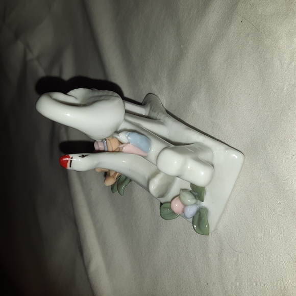 Swans on Bridge and Fence with Flowers Pastel Colors - Picture 12 of 13